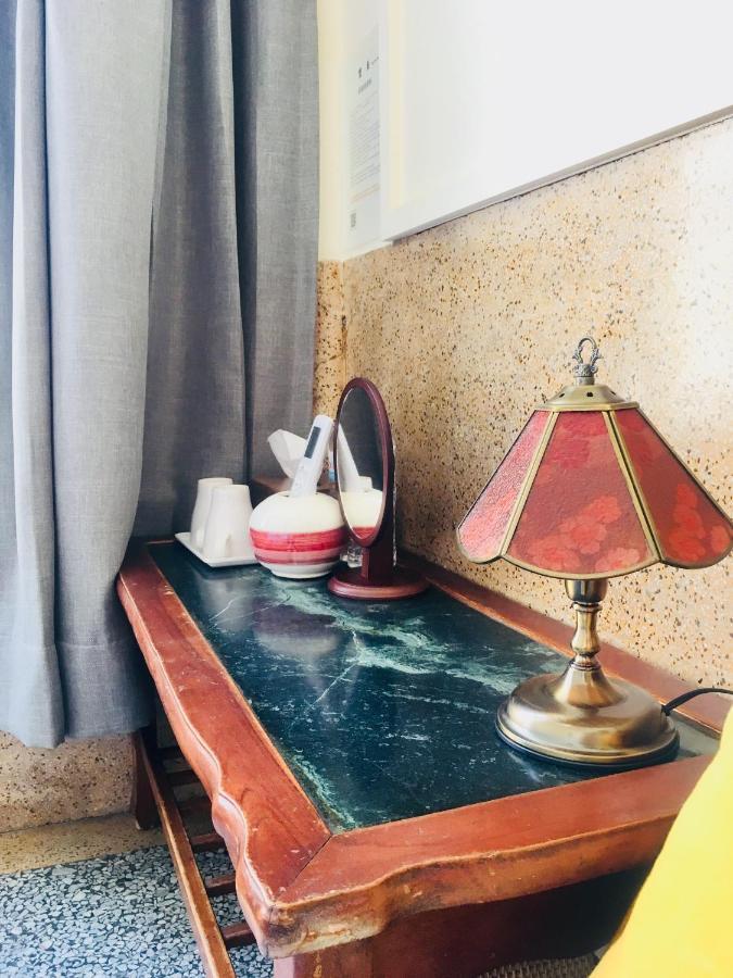 Feng Chao Home Tainan Luaran gambar
